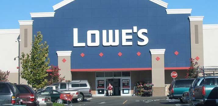 Lowes front entrance